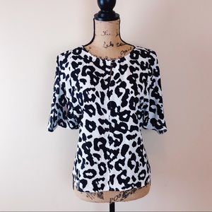 🎉HP🎉 Ann Taylor Loft Leopard Top 💋